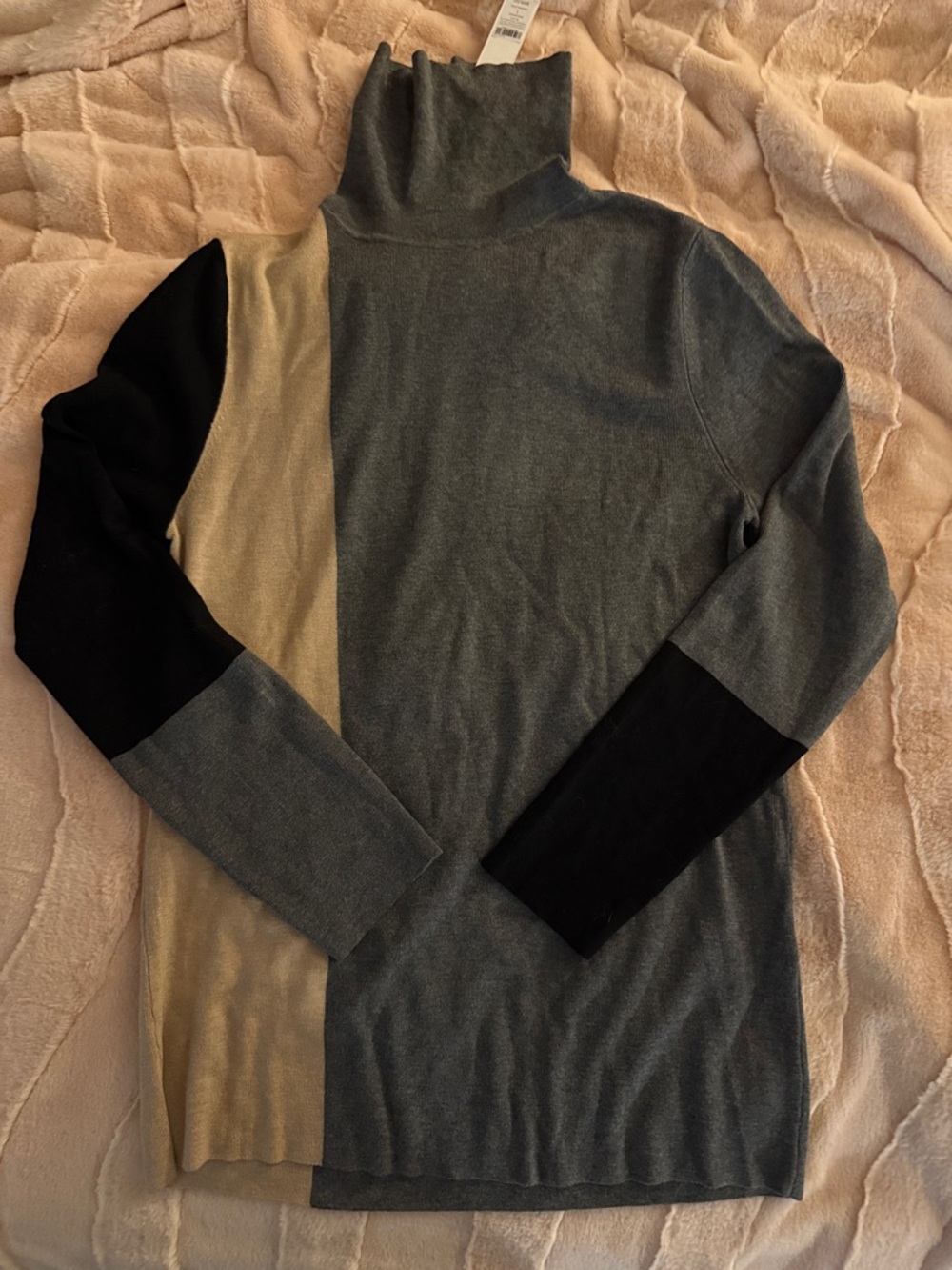 Colorblock Turtleneck Sweater in Gray, Black, and Tan
